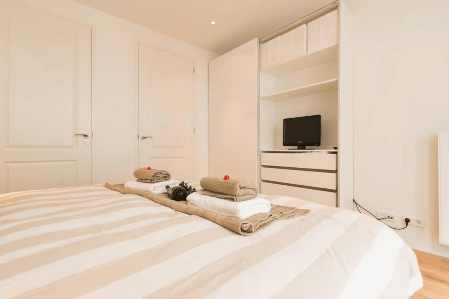 Apartment Two-bedroom - Check Profile *